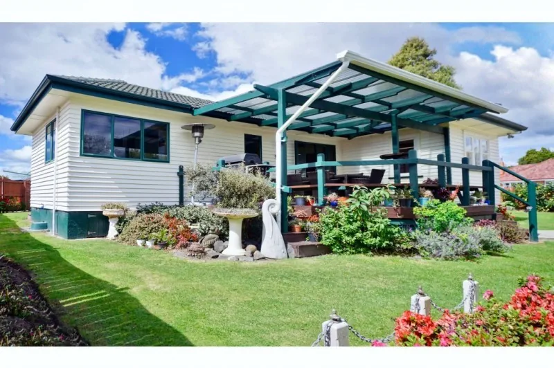  princess   side shed to deck and rear